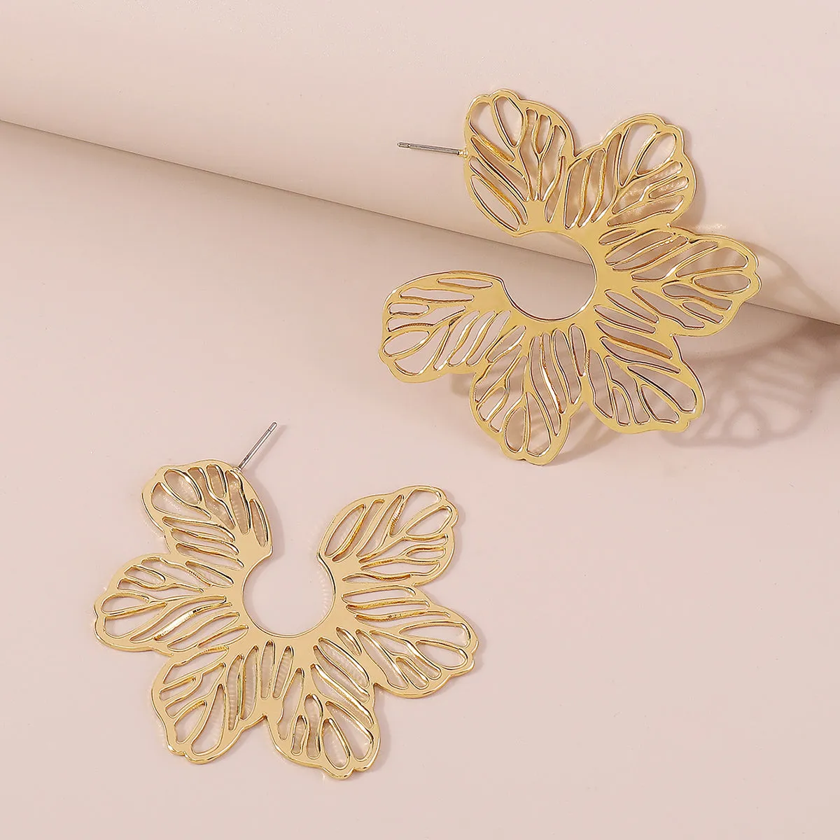 18K Gold-Plated Cutout Flower Huggie Earrings