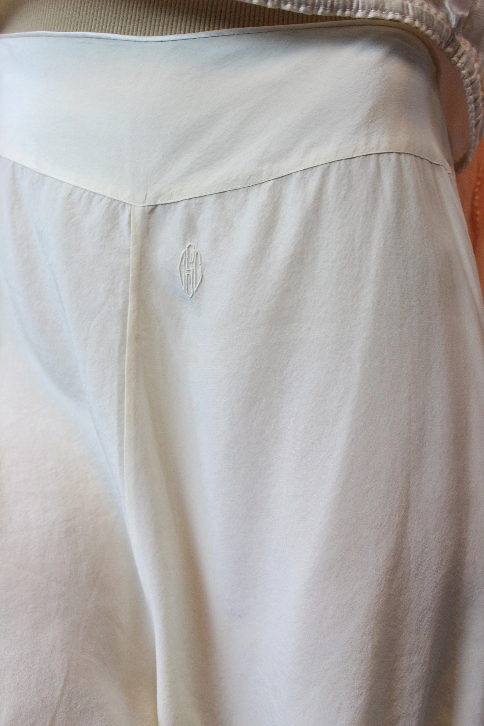 1930s TAP SHORTS lingerie scallop hem small | new spring
