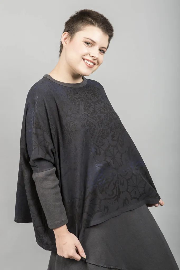 2266 Square Pullover Dark Charcoal Printed-Blue Fish Clothing
