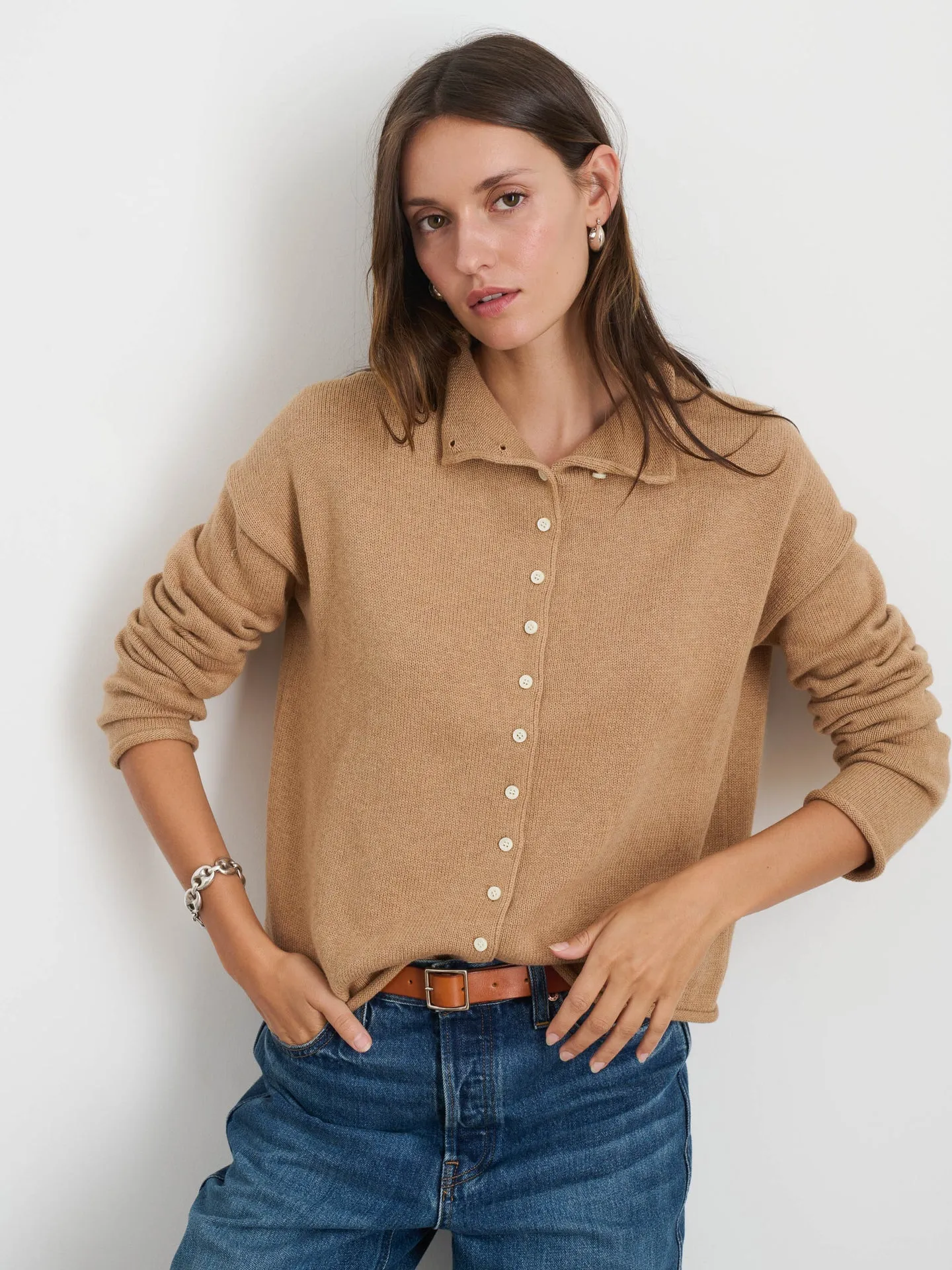 Alex Mill - Taylor Rollneck Cardigan in Cotton Cashmere Camel