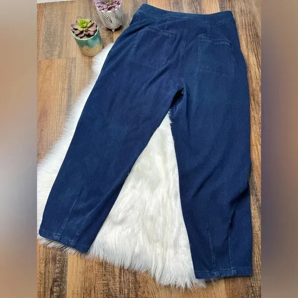 Anthropologie Pilcro  Ultra High-Rise Relaxed Jogger Jeans
