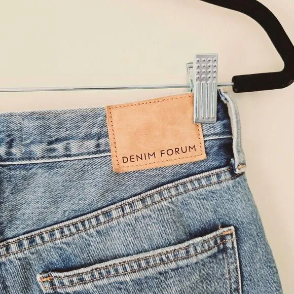 Aritzia Denim Forum Nina Midi Jean Shorts With Raw Hem Denim Women's Size 27