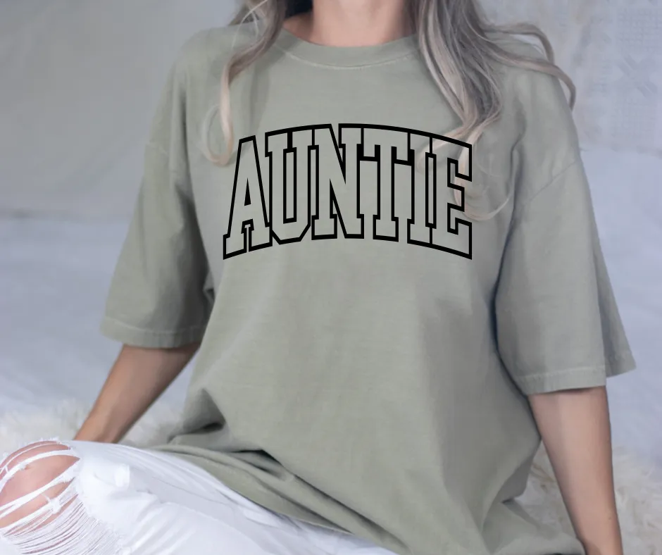 Auntie Oversized Tee