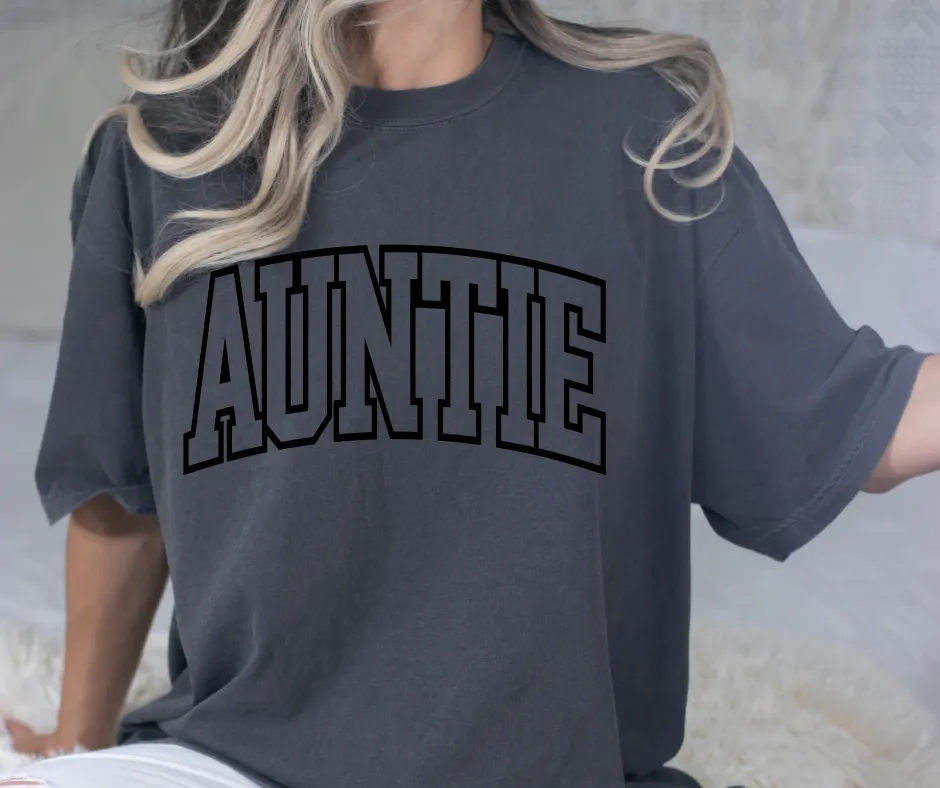 Auntie Oversized Tee