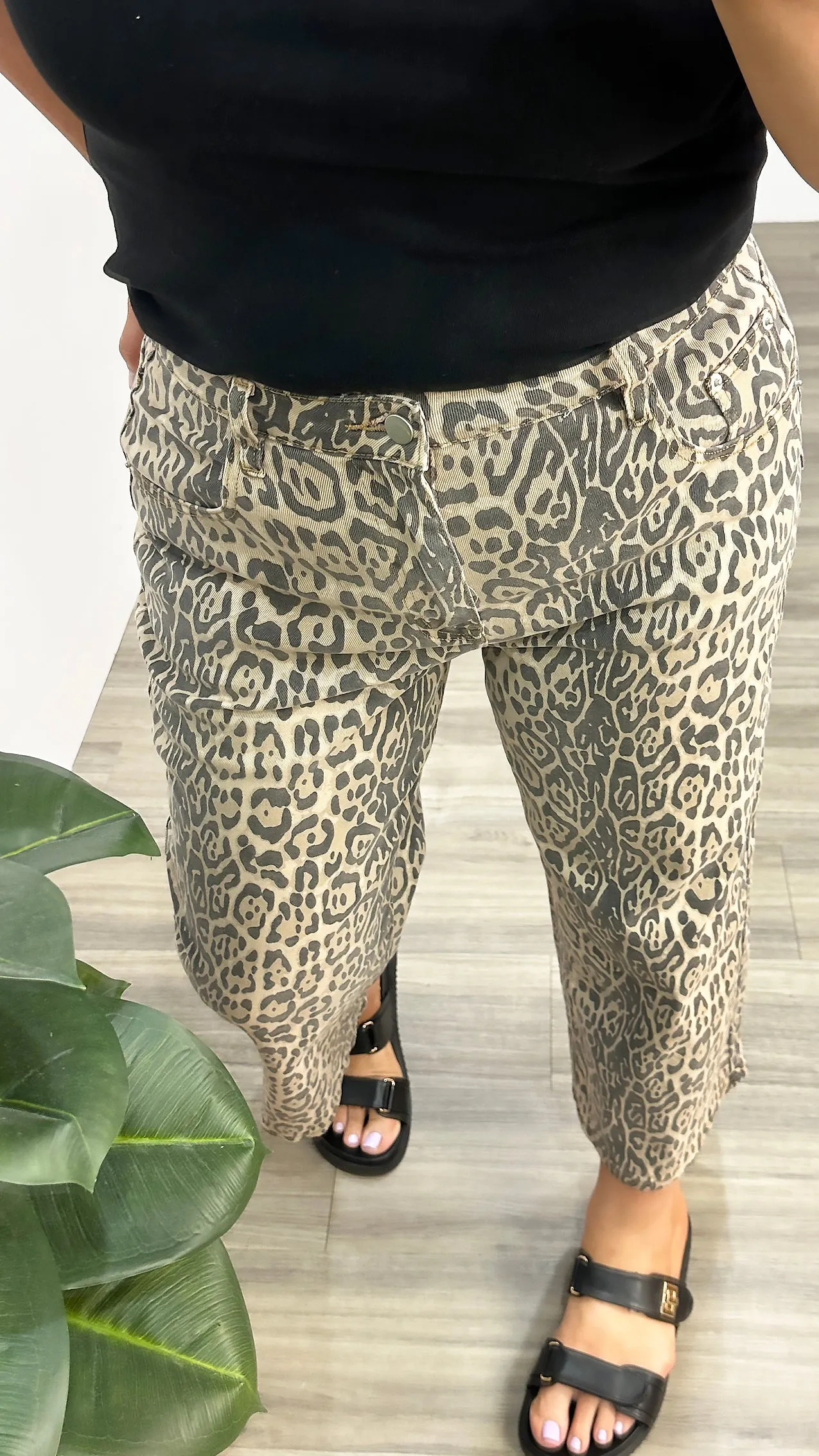 Betty Basics Bella Relaxed Crop Jeans