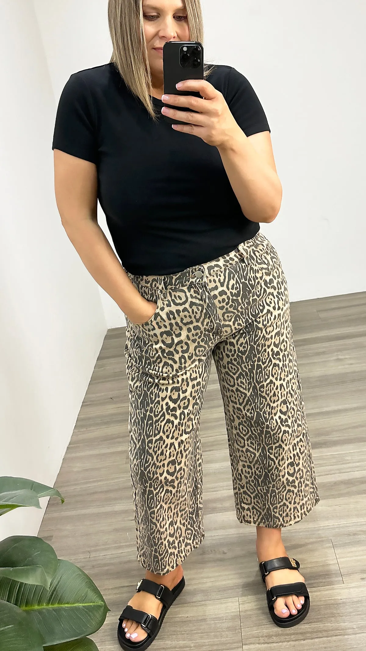 Betty Basics Bella Relaxed Crop Jeans