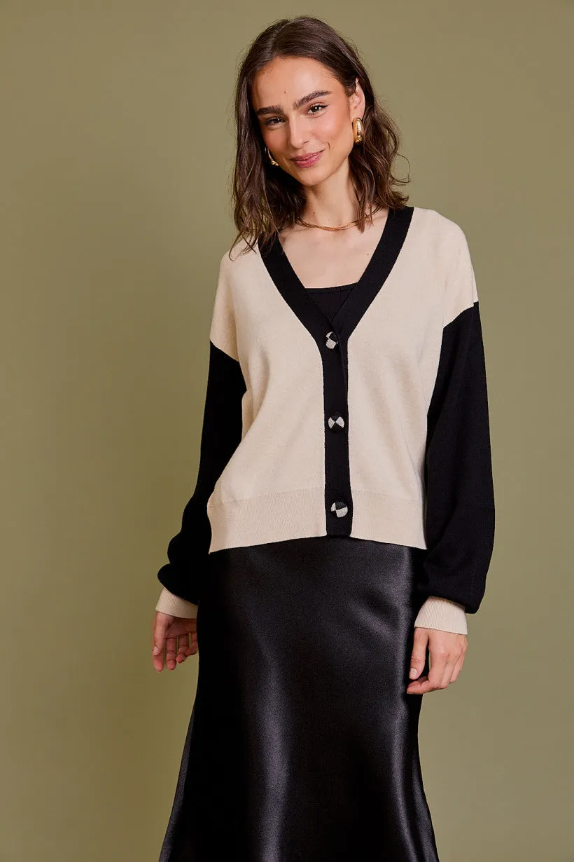 Contrasting Buttons Cardigan