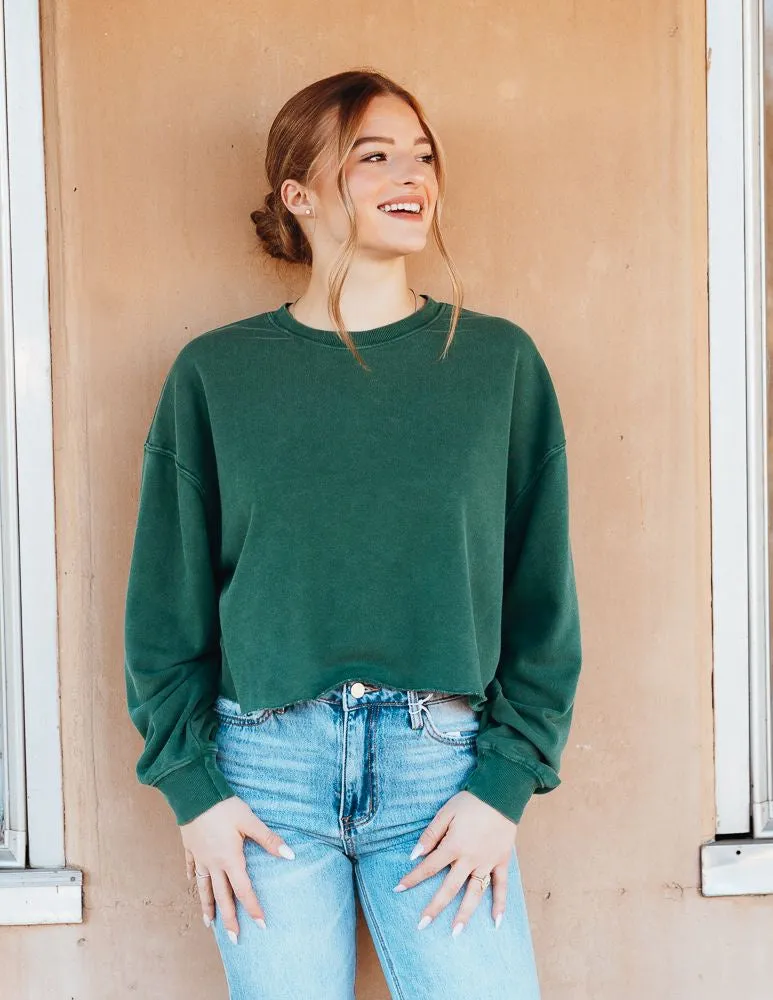Dark Green Cropped Crewneck Sweatshirt with Raw Hem DZ24E409