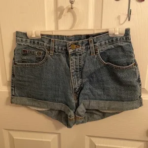 Eddie Bauer denim jean shorts women’s size 8 P petite cotton High waist Vintage