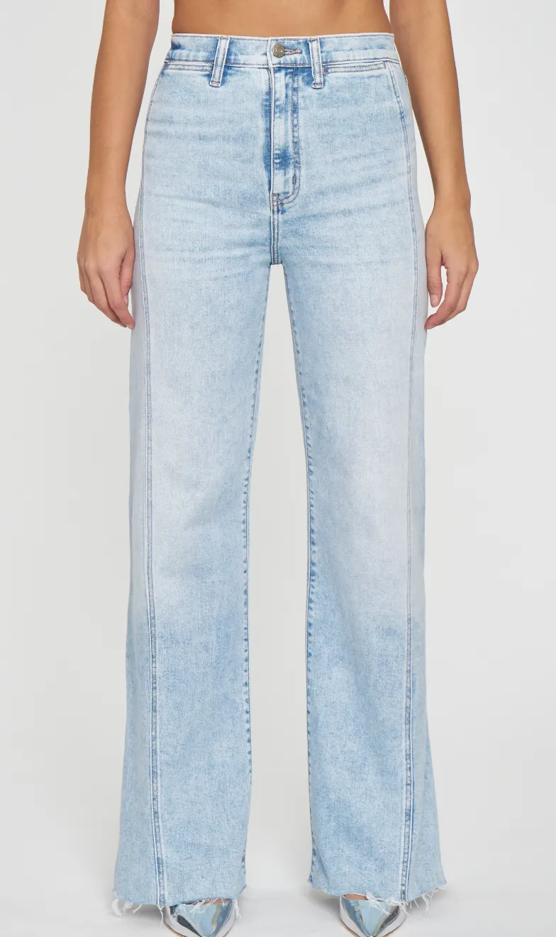 FAR OUT WITH SEAMING JEAN