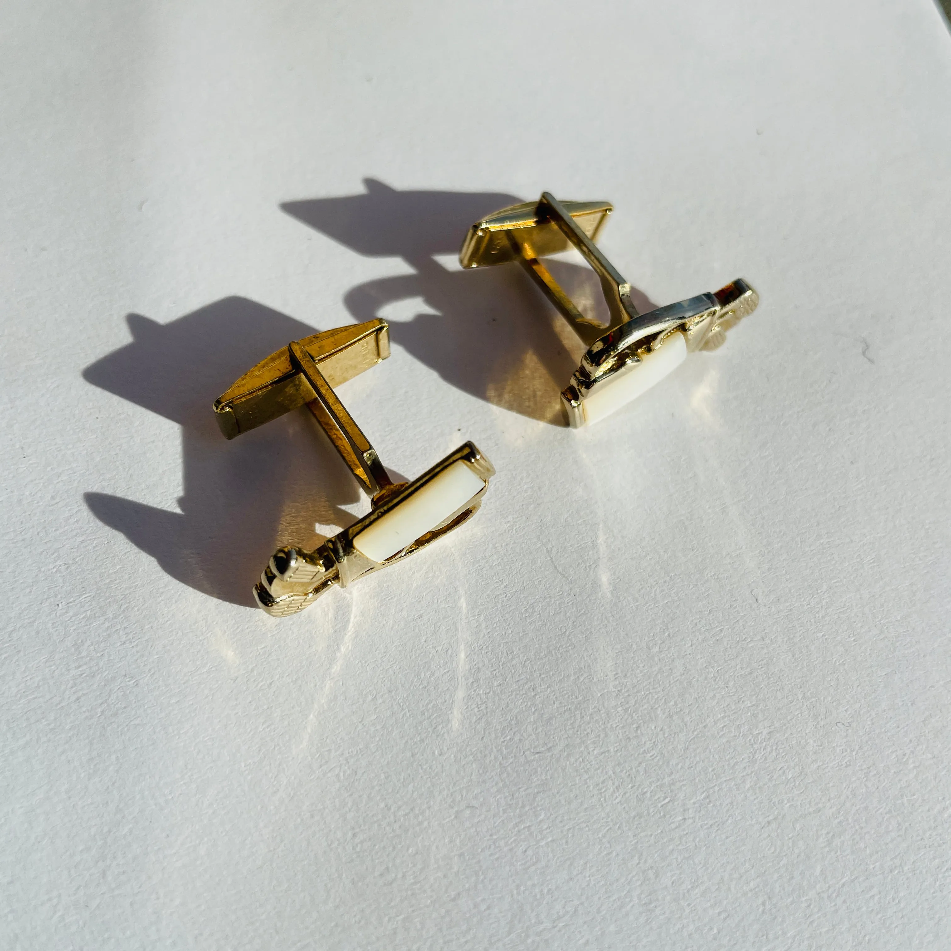 Gold   Mother of Pearl Golfer Cufflinks