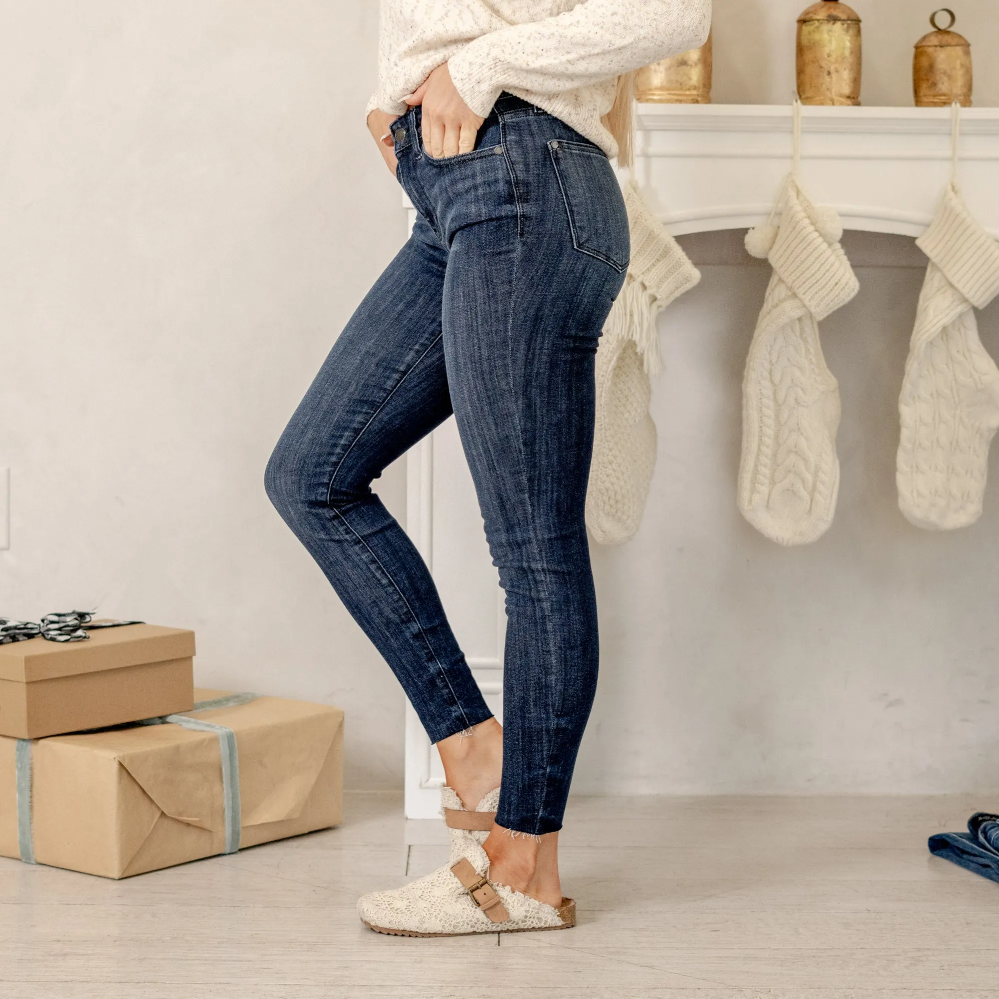 Hold Me Tight Mid Rise Skinny Regular & Plus Sizes