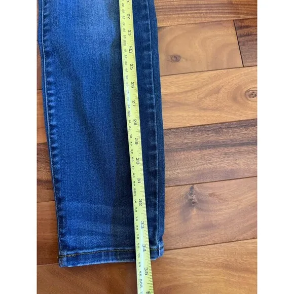 Judy Blue Jeans Women's 5/27 Relaxed Fit  Blue Denim Mid Rise