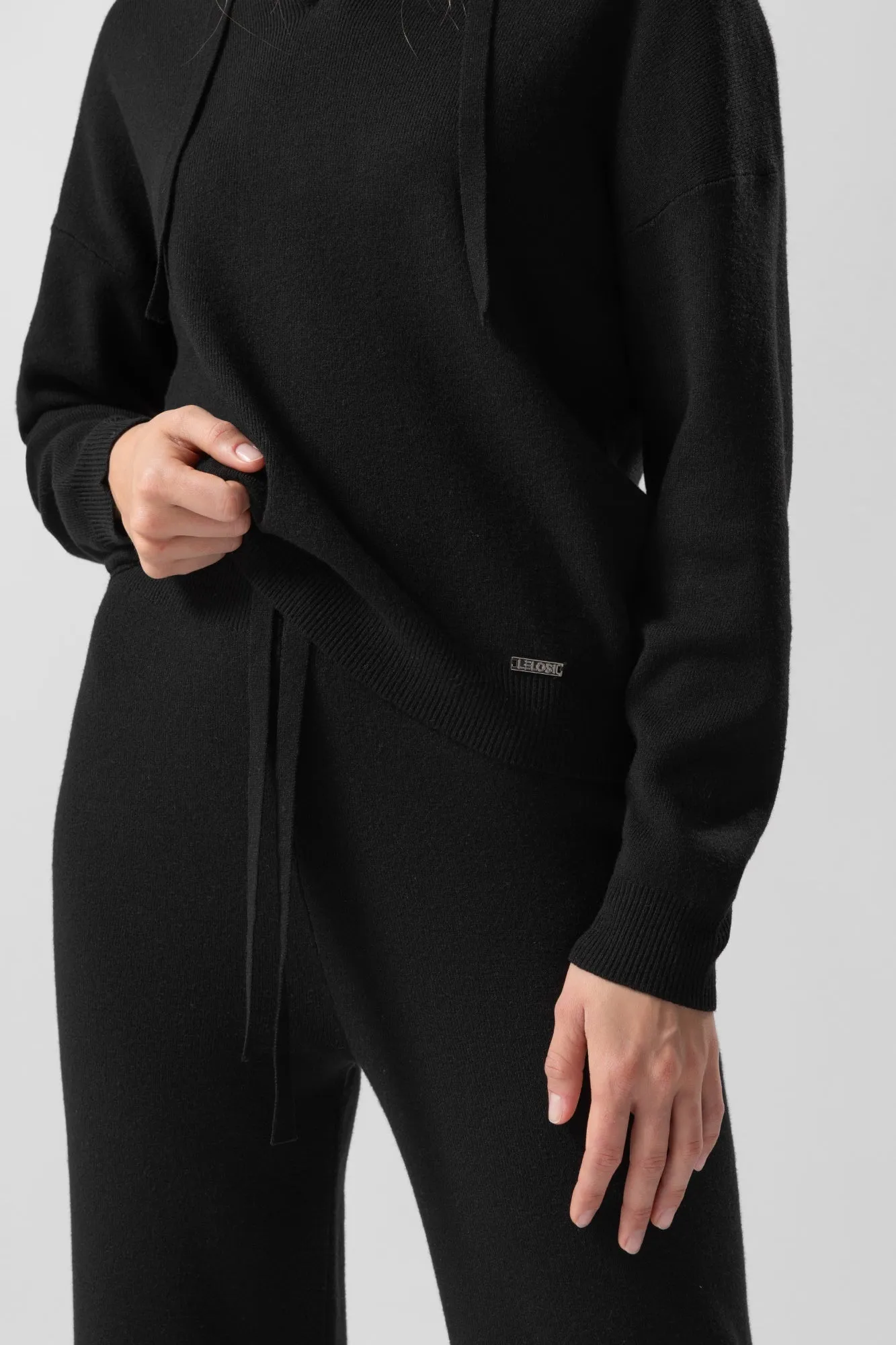 Knitted hoodie Krysten