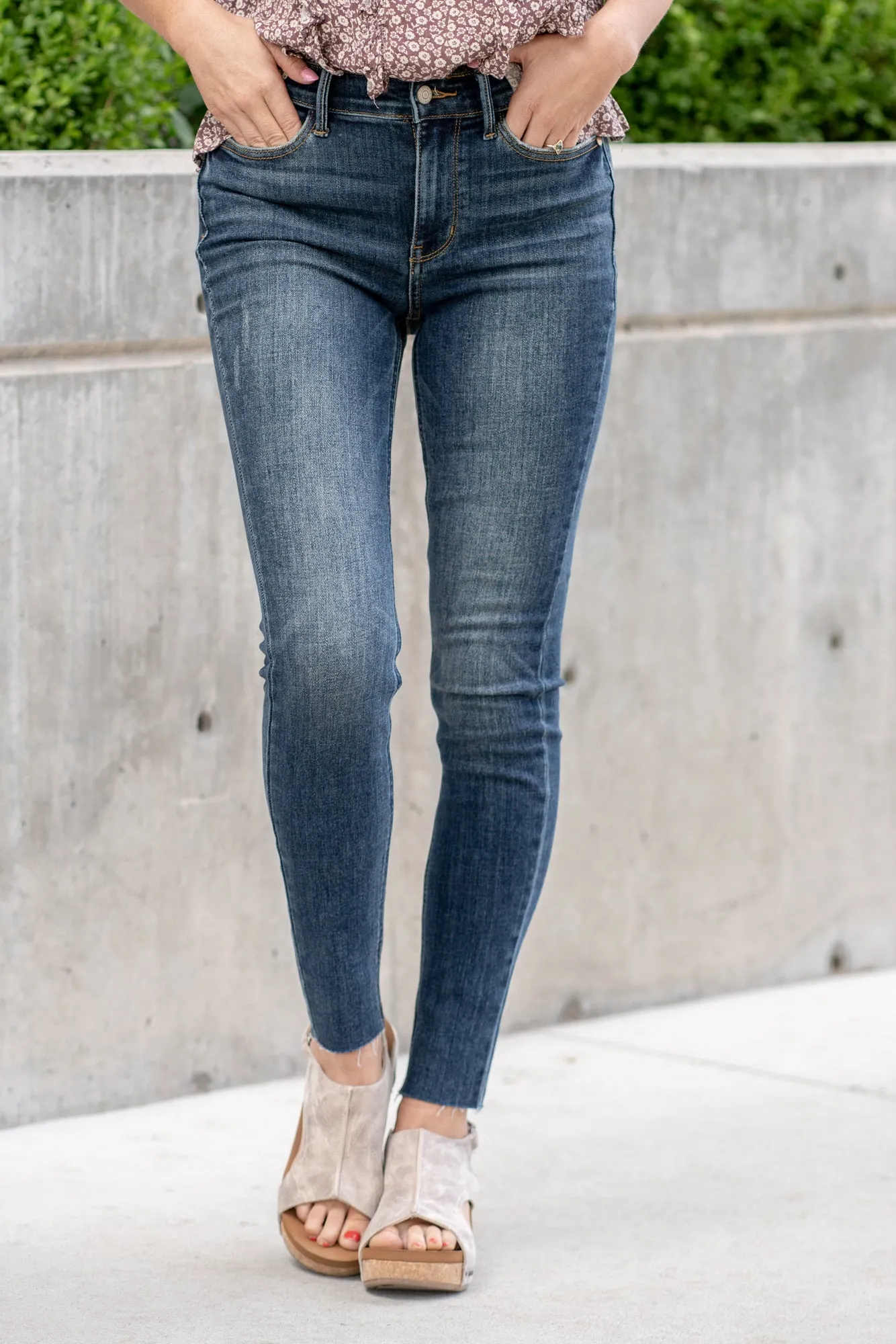 Knoxville Vintage Cut Hem Mid Rise Skinny
