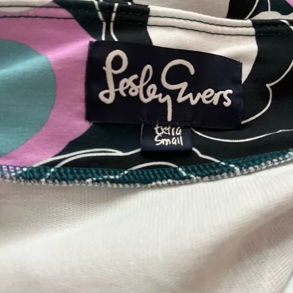 Lesly Evers skirt