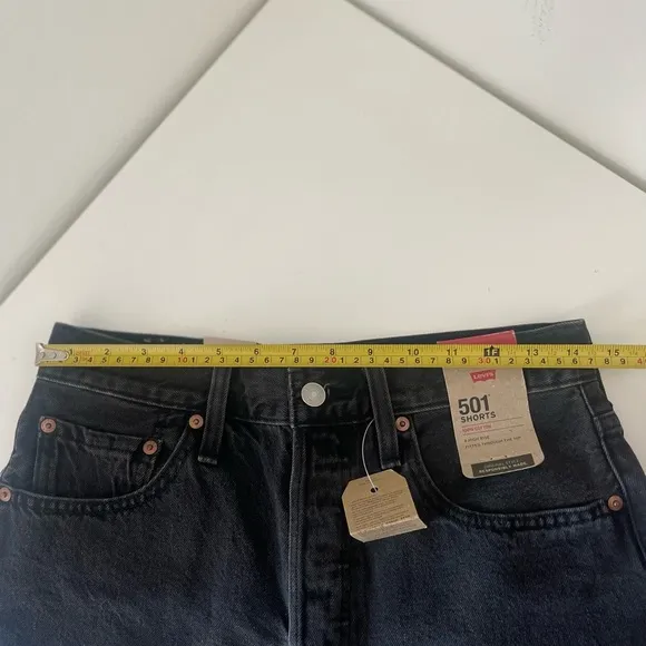 Levi’s 501 Shorts High Rise 27