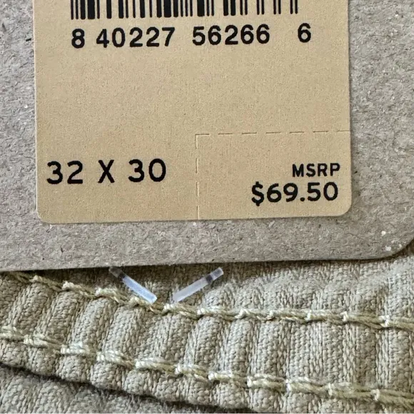 Levis Women Low Pro Jeans Brown Corduroy Mid Rise Straight legs 32x30 NWT $70