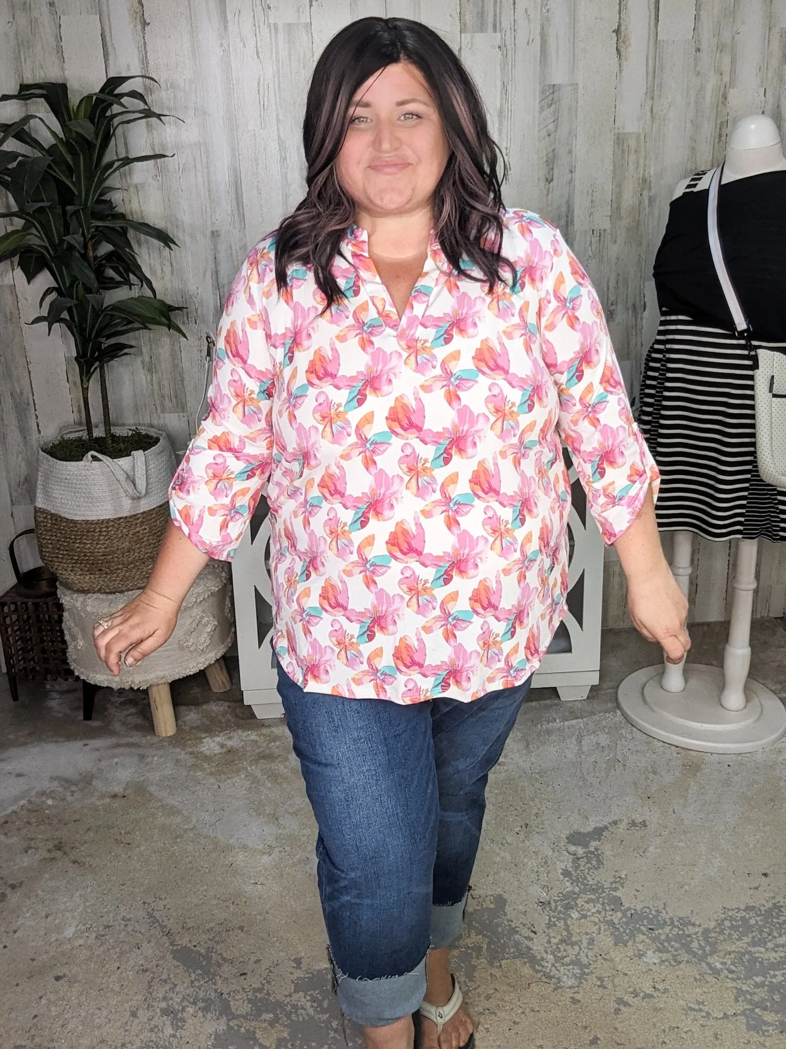Lottie 3/4 Gabby Neckline Blouse in Ivory Florals (2 colors)