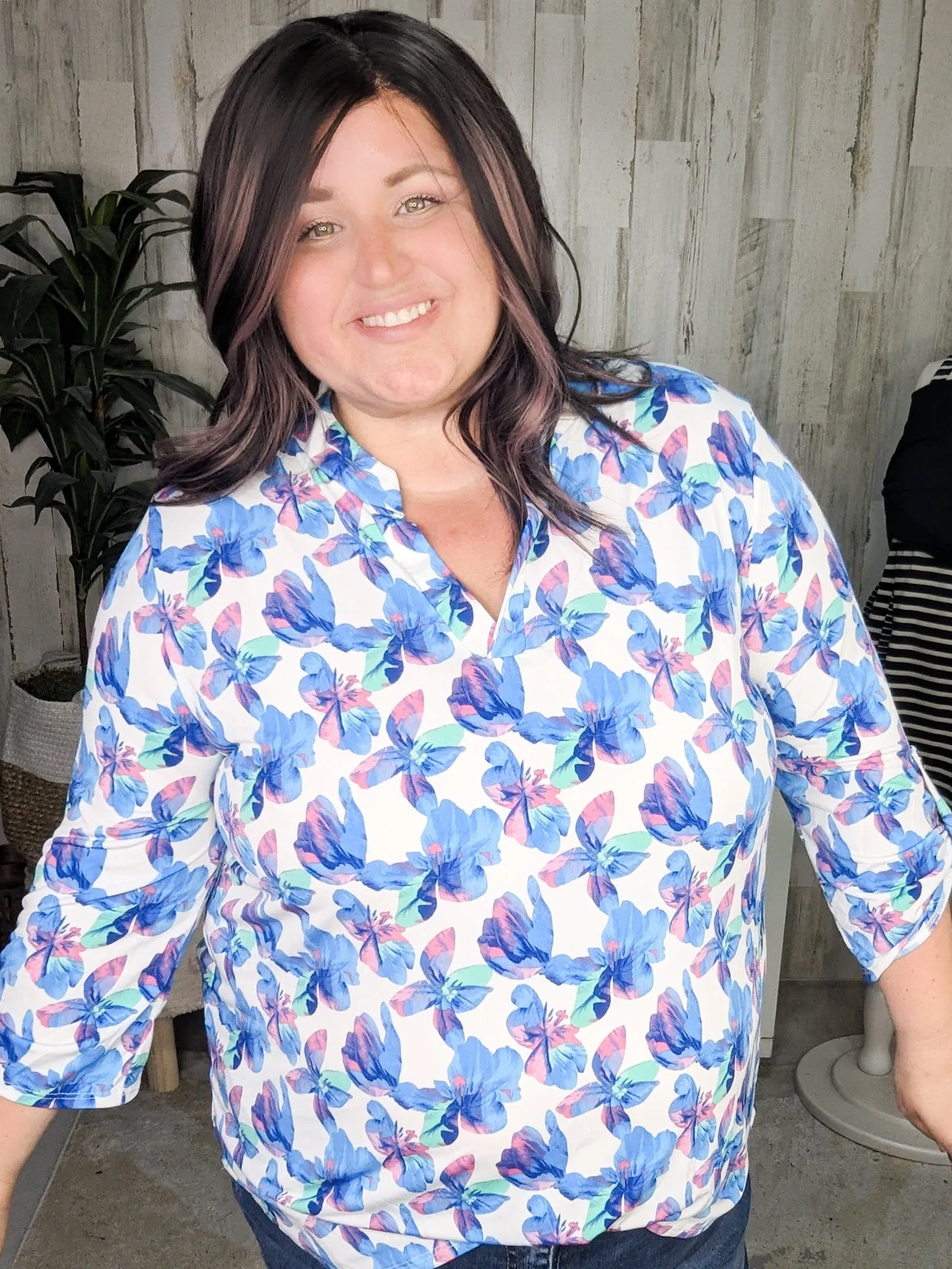 Lottie 3/4 Gabby Neckline Blouse in Ivory Florals (2 colors)