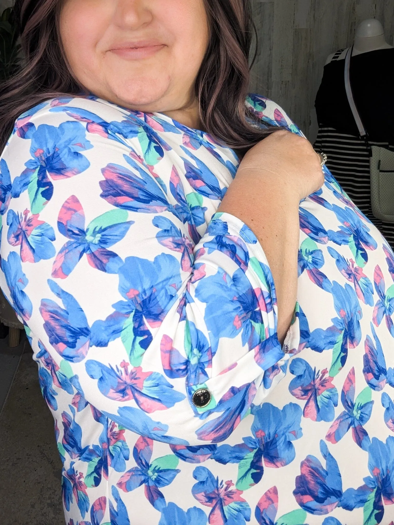 Lottie 3/4 Gabby Neckline Blouse in Ivory Florals (2 colors)