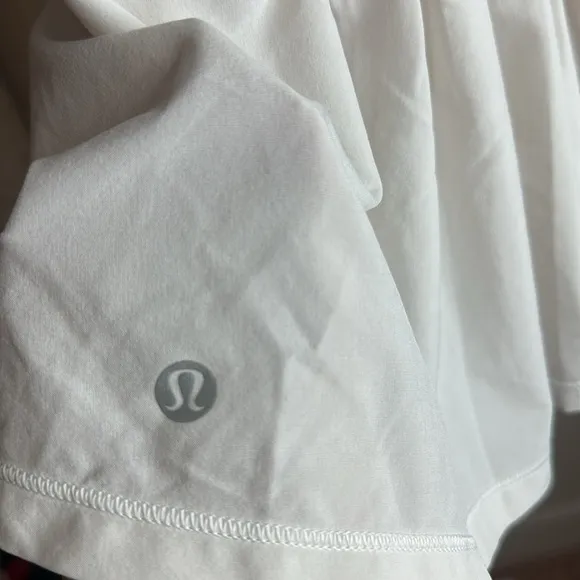 Lululemon Circuit Breaker Skirt Tall 15&quot; White
