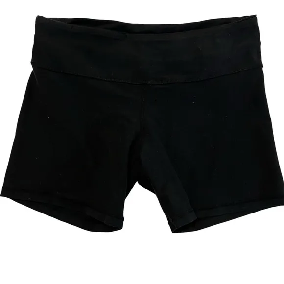 Lululemon Reversible Women’s Vintage Bike Shorts old school black white 8
