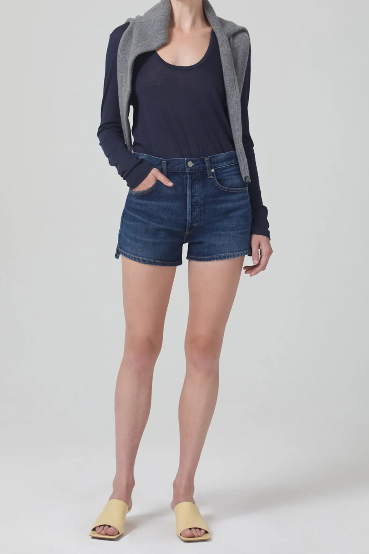 Marlow Vintage Short in Schnaps