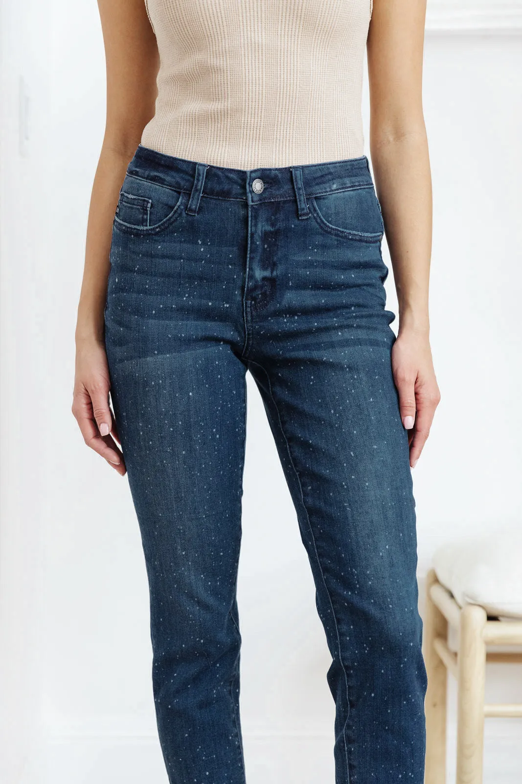 Mid-Rise Relaxed Fit Mineral Wash Jeans by Judy Blue