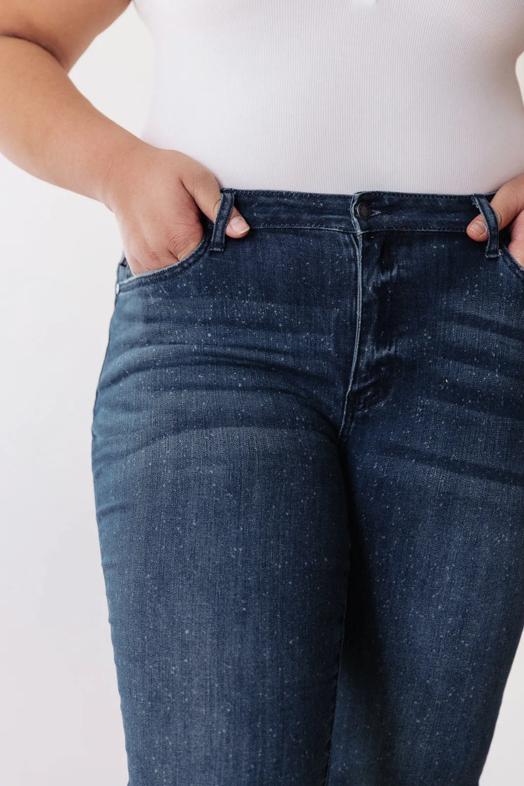 Mid-Rise Relaxed Fit Mineral Wash Jeans by Judy Blue