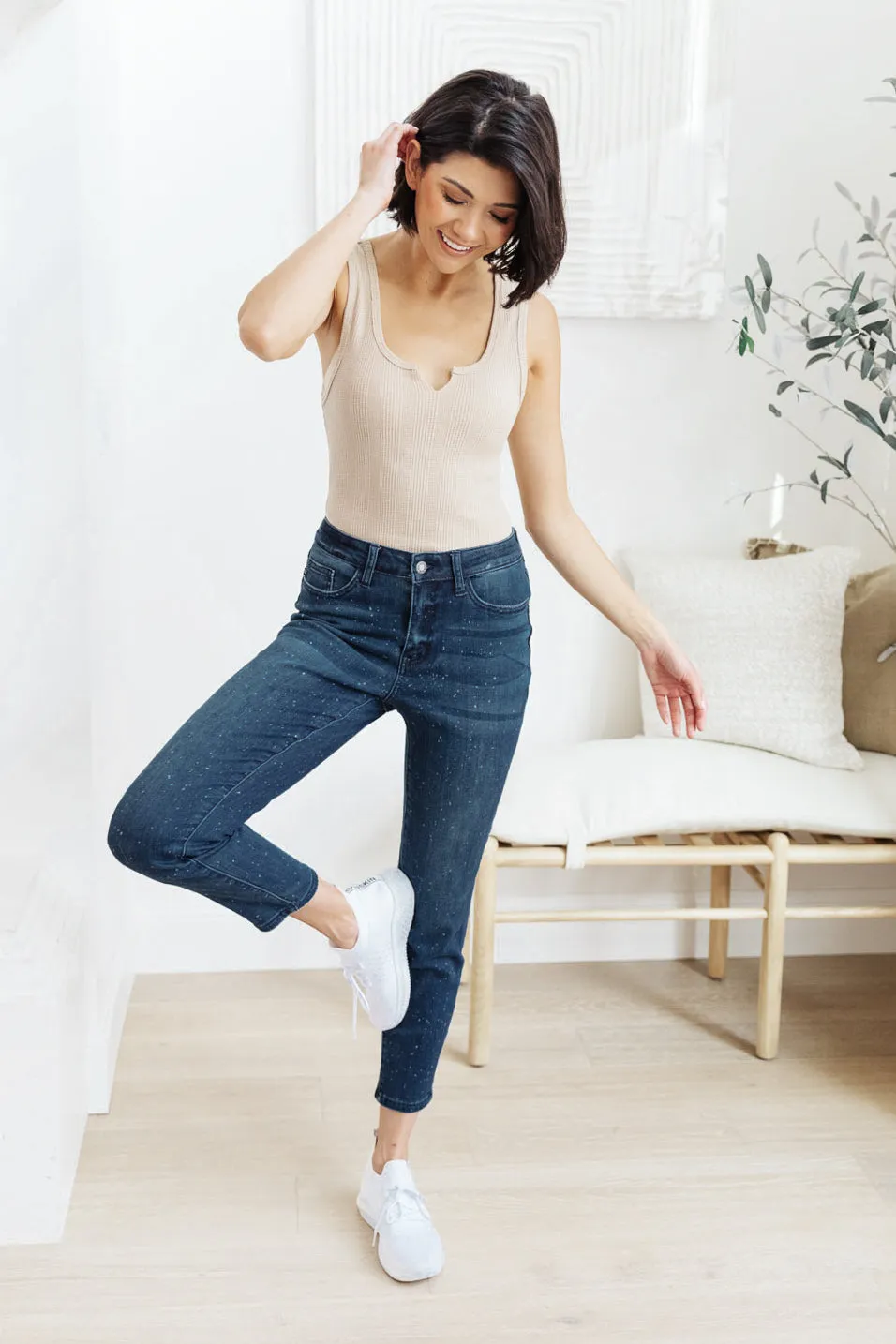 Mid-Rise Relaxed Fit Mineral Wash Jeans by Judy Blue