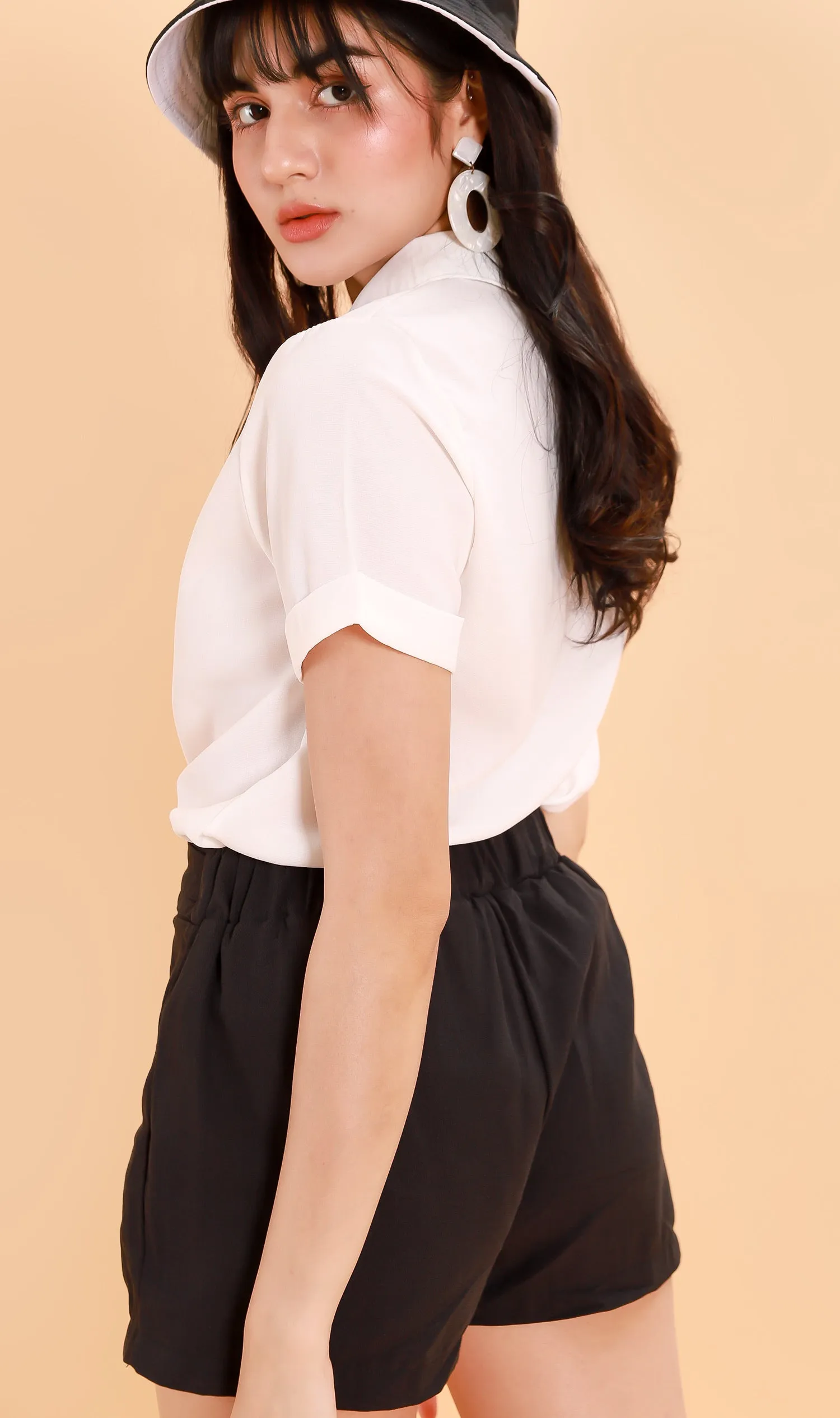 NATALIE Belt Accent Shorts (Black)