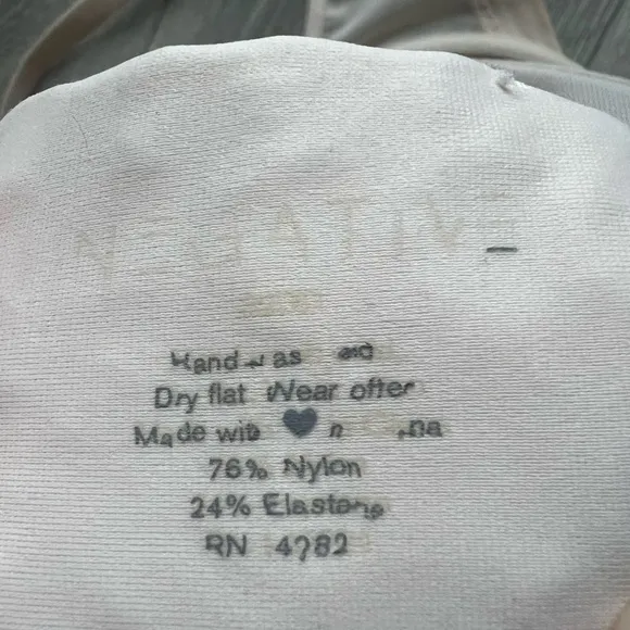 Negative underwear Sieve Demi Bra underwire Unpadded unlined Peach size 32DD