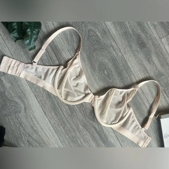 Negative underwear Sieve Demi Bra underwire Unpadded unlined Peach size 32DD