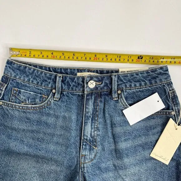 NWT Women’s Unpublished  Jessa-Boyish Denim Jean Short Size 27 #344