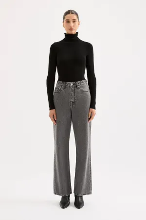 ORGANIC RELAXED LEG JEAN
