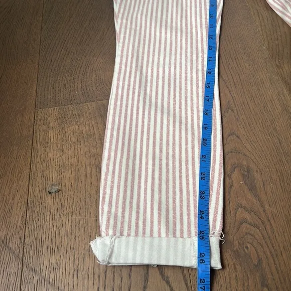 PAIGE Hoxton Ankle Raw Hem Pink stripped jeans