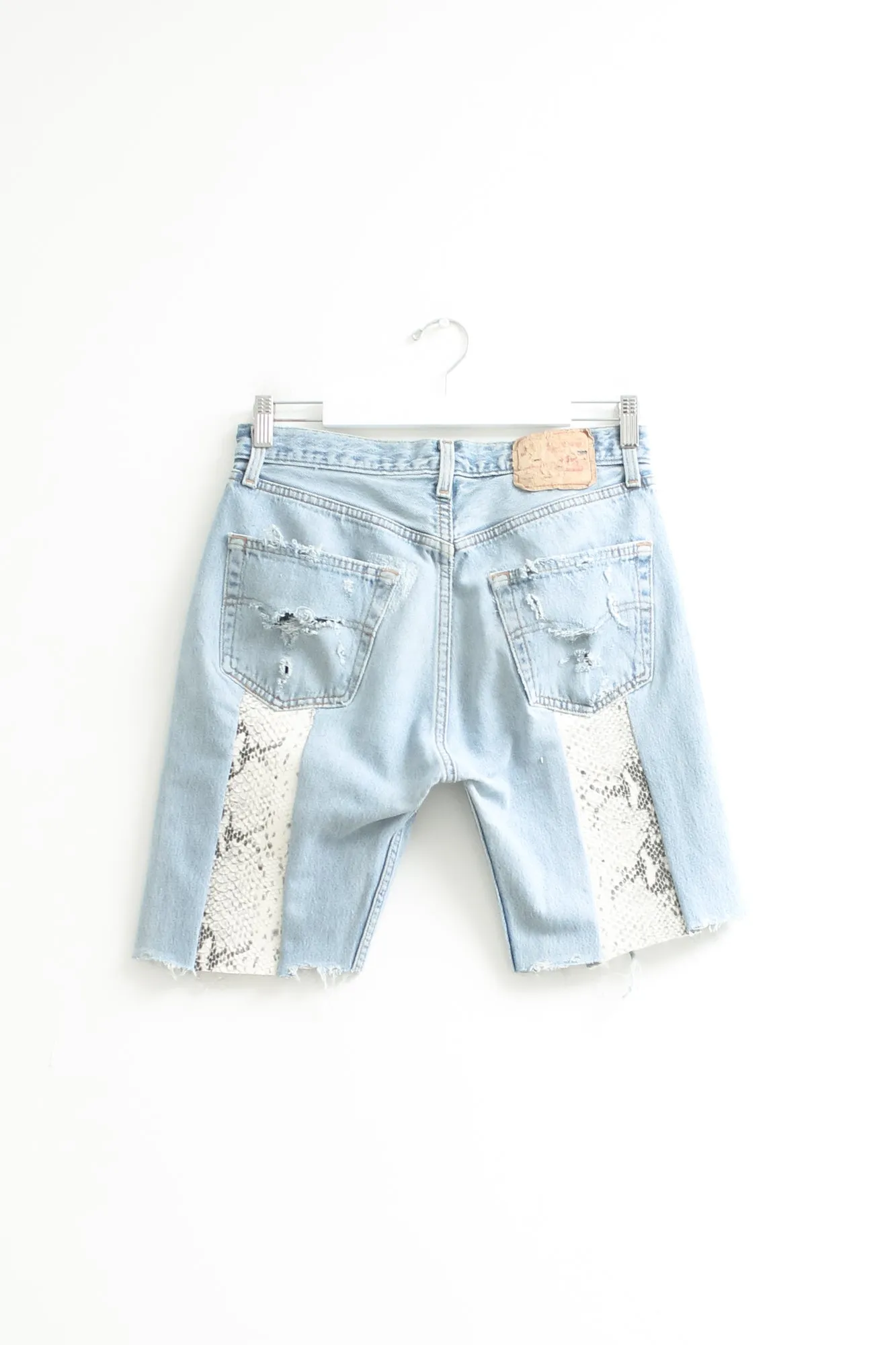 Python Shorts W30