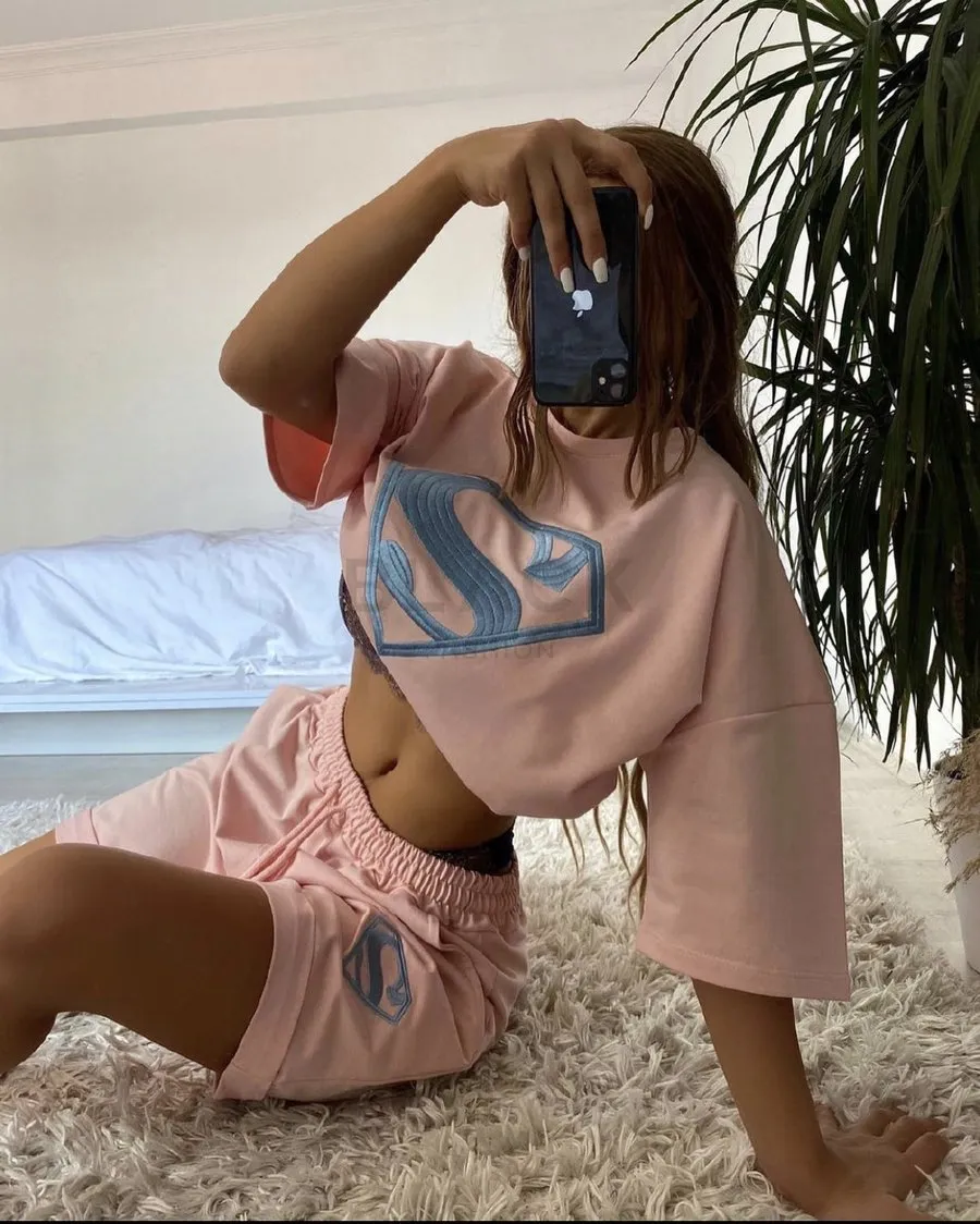 Relaxed Fit Embroidered Two-Piece Shorts Set with Sporty Charm