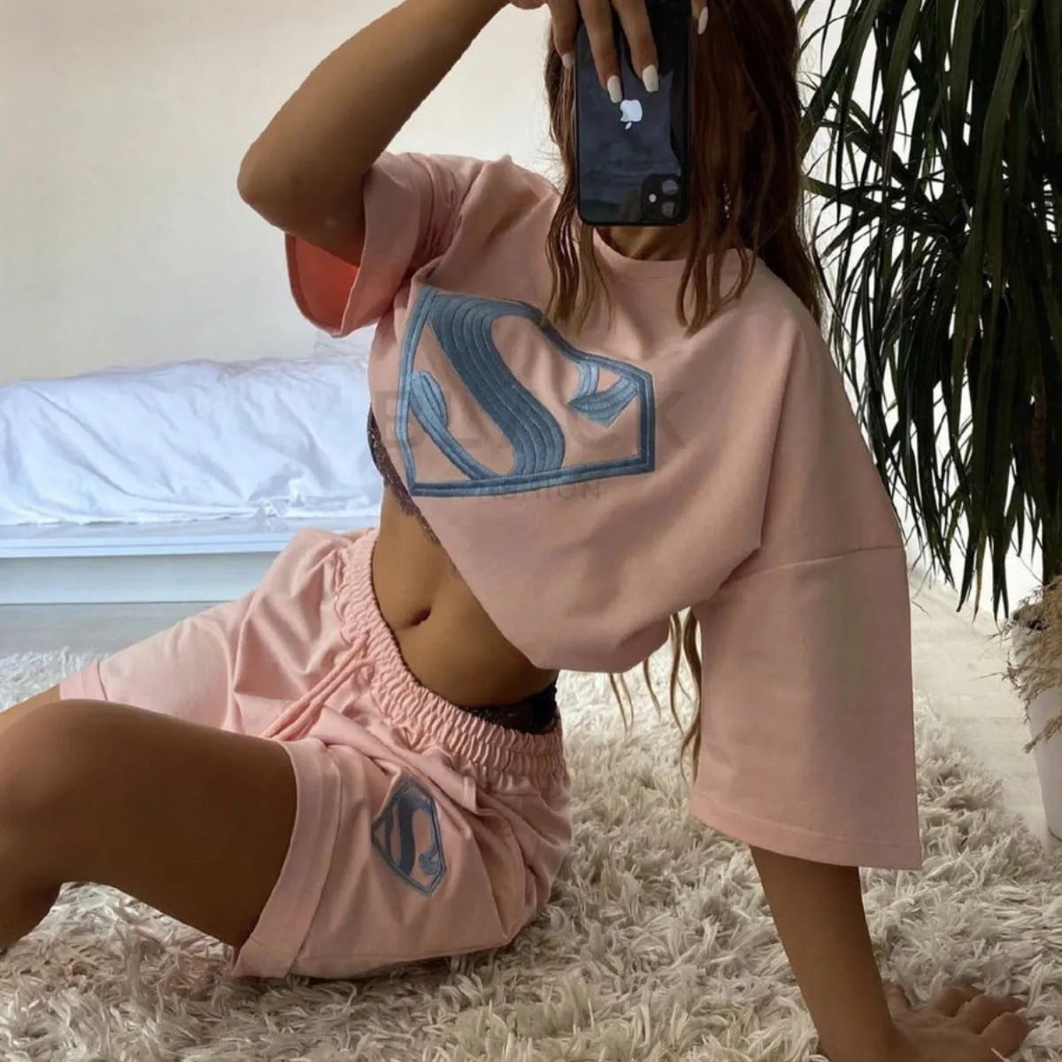 Relaxed Fit Embroidered Two-Piece Shorts Set with Sporty Charm