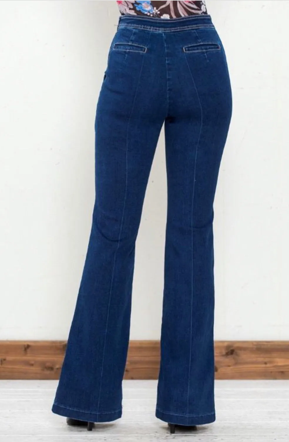 Selma bell bottom jeans
