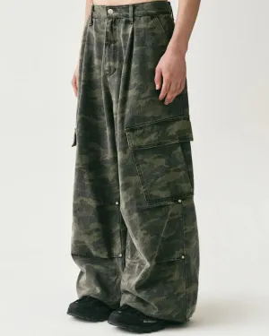 Shadow Terrain Wide-Leg Cargo Trousers