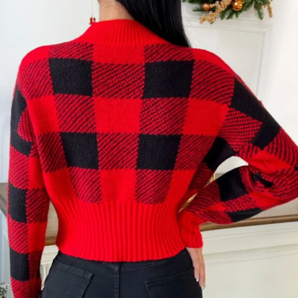 Sonya - elegant checked jumper for women