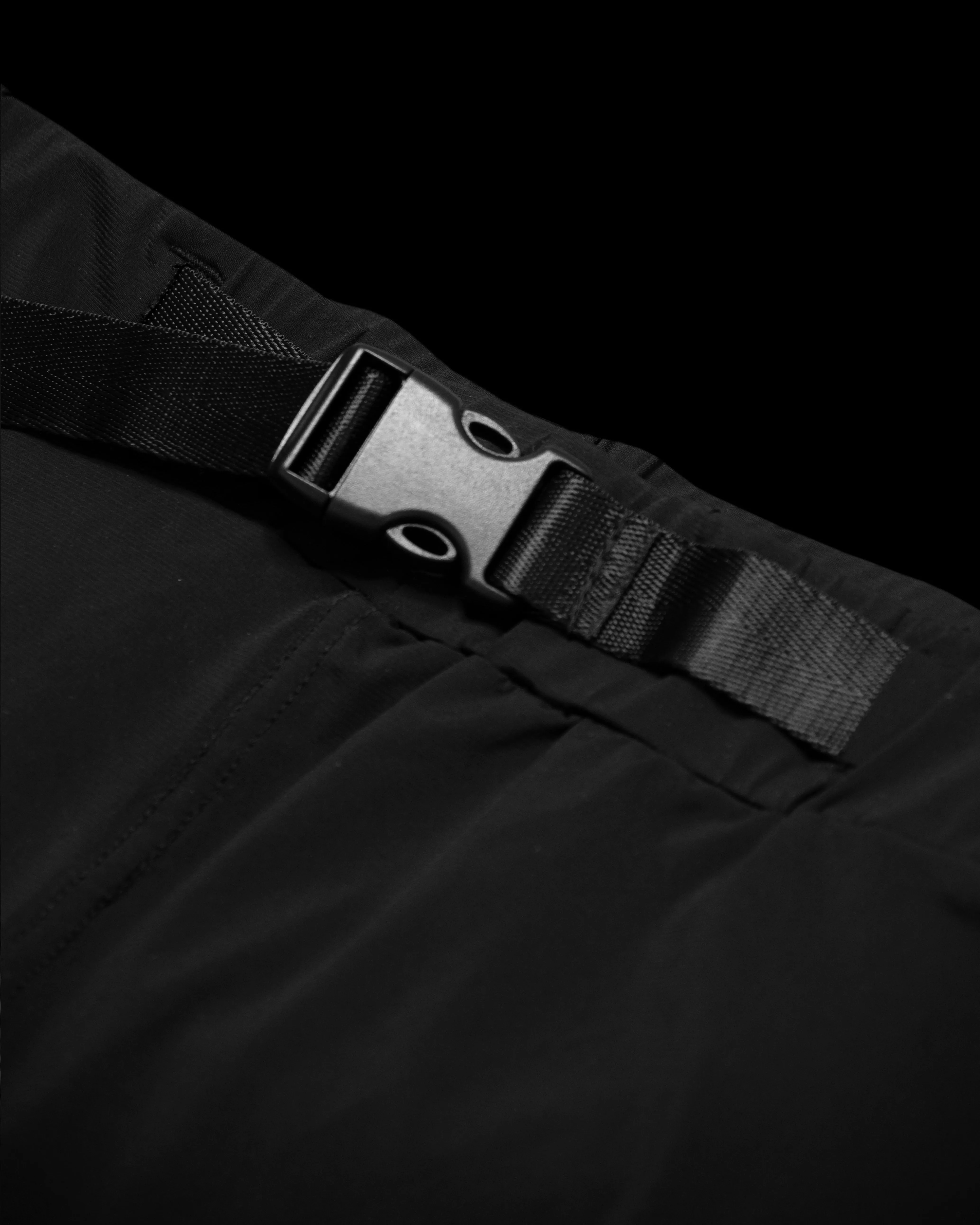 STARZY TECH SHORTS