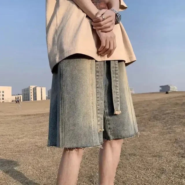 TrendMann Vintage Denim Shorts in Distressed-Optik