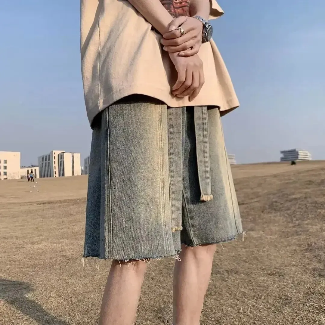TrendMann Vintage Denim Shorts in Distressed-Optik