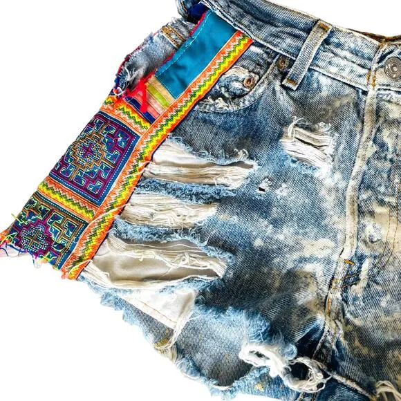 Tricia Fix Vintage Levi's 501 High Rise Cut Off Jean Shorts Side Cut Out RARE 2