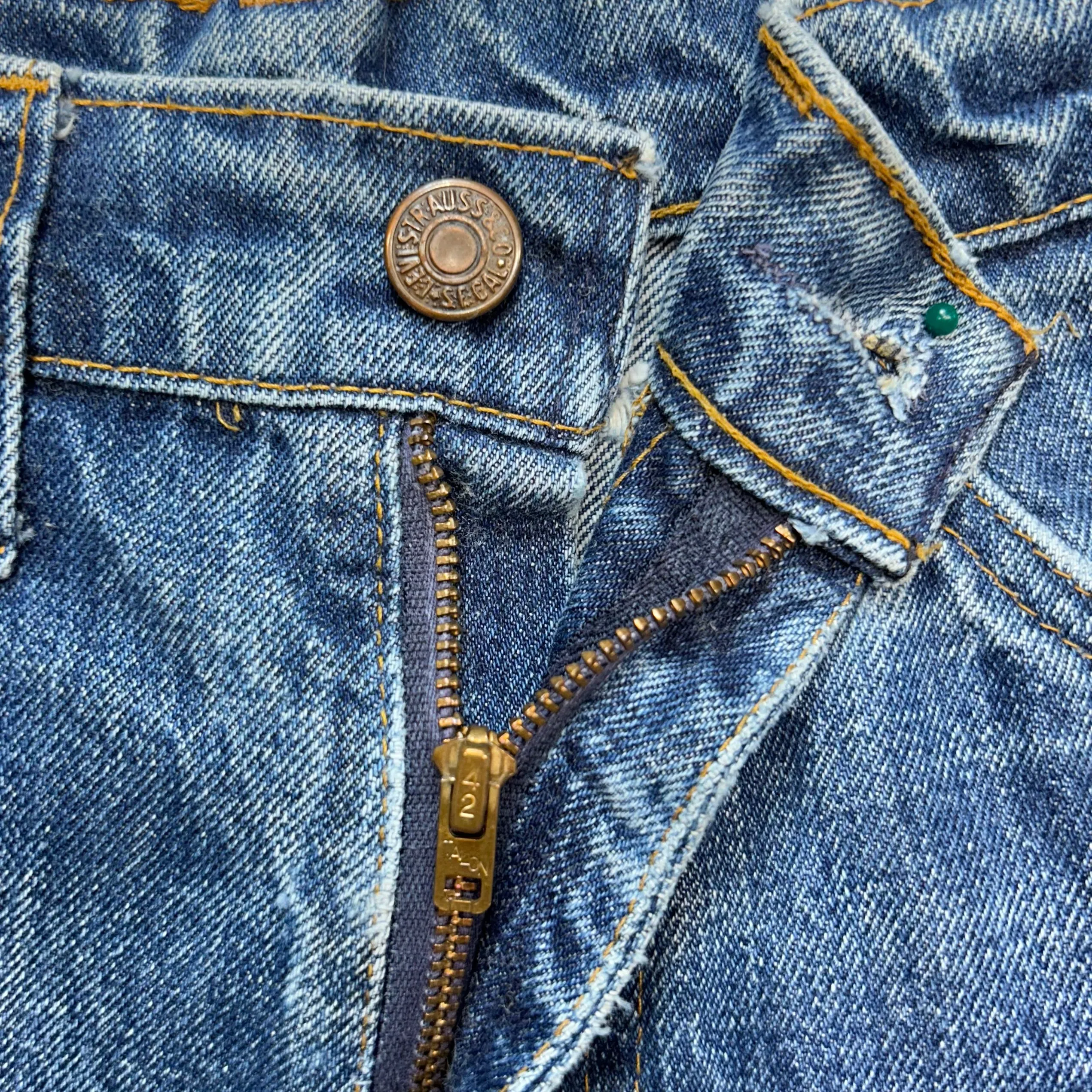 Vintage 70's Levi 646 Talon 42 Zipper Orange Tab Cut Off Shorts (JYJ0524-006)