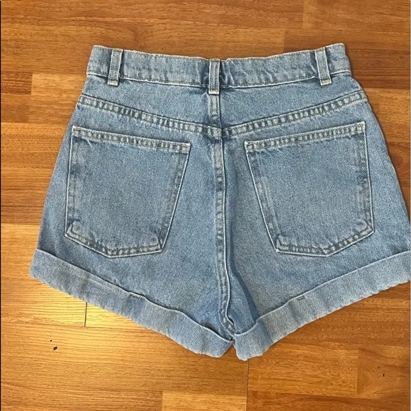 Vintage American Apparel high waist retro denim jean shorts 26