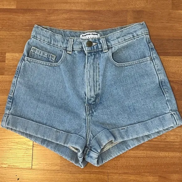 Vintage American Apparel high waist retro denim jean shorts 26